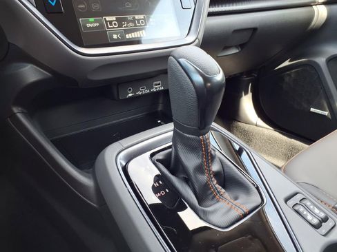 New 2026 Subaru Crosstrek 2.5i Limited AWD/4WD image 5
