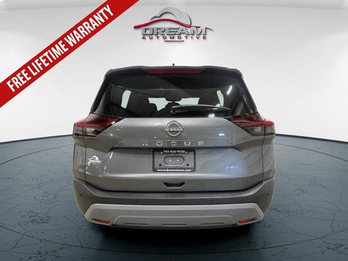 Used 2023 Nissan Rogue S AWD/4WD image 14