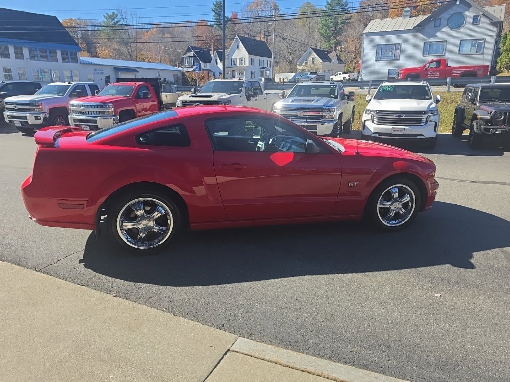 Used 2006 Ford Mustang GT RWD image 7