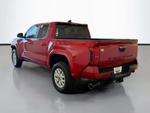 Used 2026 Toyota Tacoma SR5 AWD/4WD image 6
