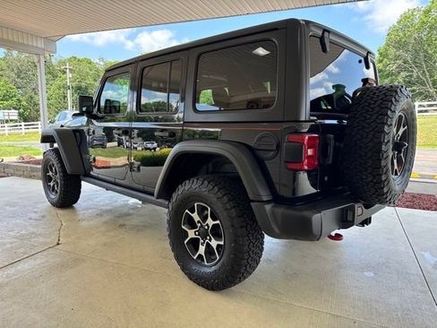 Used 2019 Jeep Wrangler Unlimited Rubicon w/ Dual Top Group AWD/4WD image 8