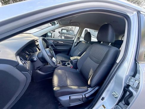 Used 2020 Nissan Rogue S AWD/4WD image 23