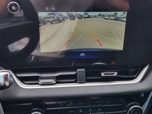 New 2026 Chevrolet Equinox LT w/ LPO, Floor Liner Package FWD image 13