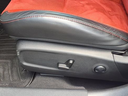 Used 2023 Dodge Charger Scat Pack RWD image 25