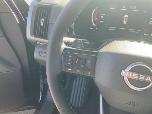 New 2026 Nissan Pathfinder SL AWD/4WD image 22