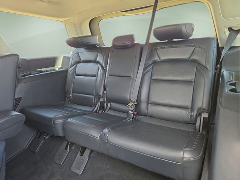 Used 2025 Lincoln Navigator Reserve AWD/4WD image 14