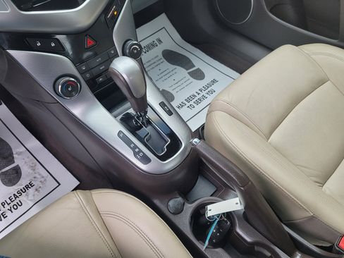Used 2012 Chevrolet Cruze LTZ image 19