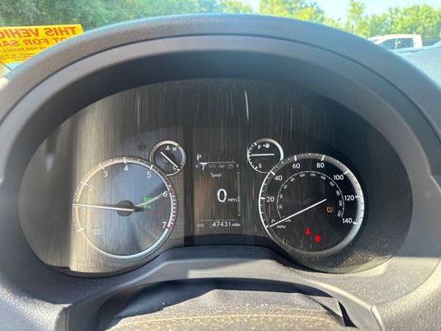 Used 2021 Lexus GX 460 Premium AWD/4WD image 2