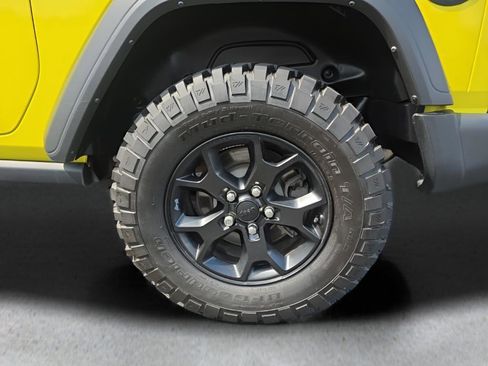 Used 2023 Jeep Wrangler Sport AWD/4WD image 15