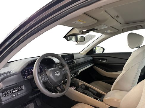Used 2024 Honda Accord EX image 9