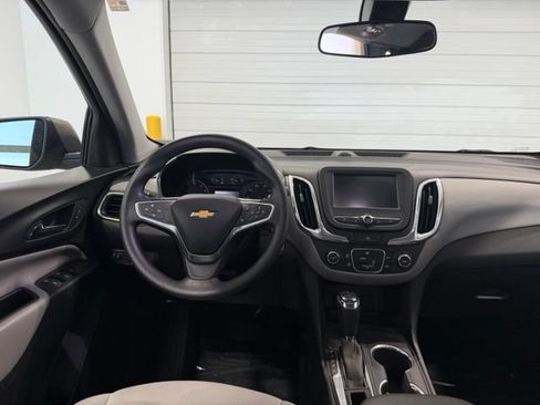 Used 2018 Chevrolet Equinox LT FWD image 28