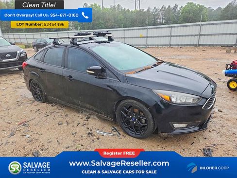 Used 2016 Ford Focus SE w/ Equipment Group 201A FWD image 5