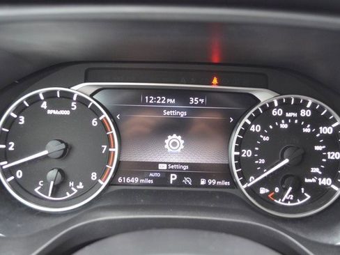 Used 2024 Nissan Rogue S image 22