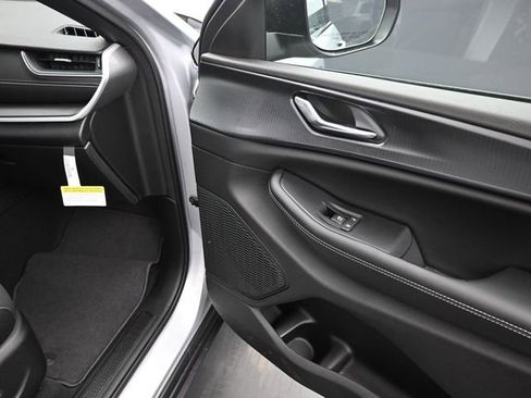 New 2026 Jeep Grand Cherokee L 4WD image 26