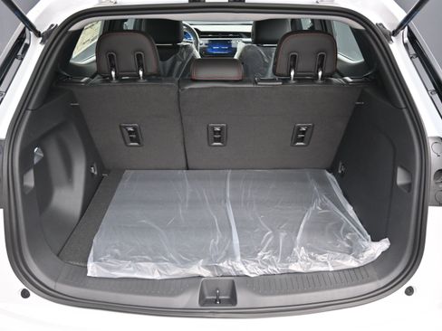 New 2027 Chevrolet Bolt RS FWD image 27