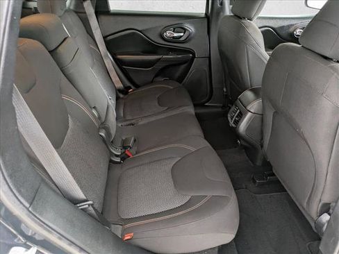 Used 2017 Jeep Cherokee 75th Anniversary image 18