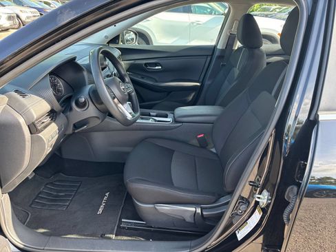Used 2025 Nissan Sentra SV FWD image 25
