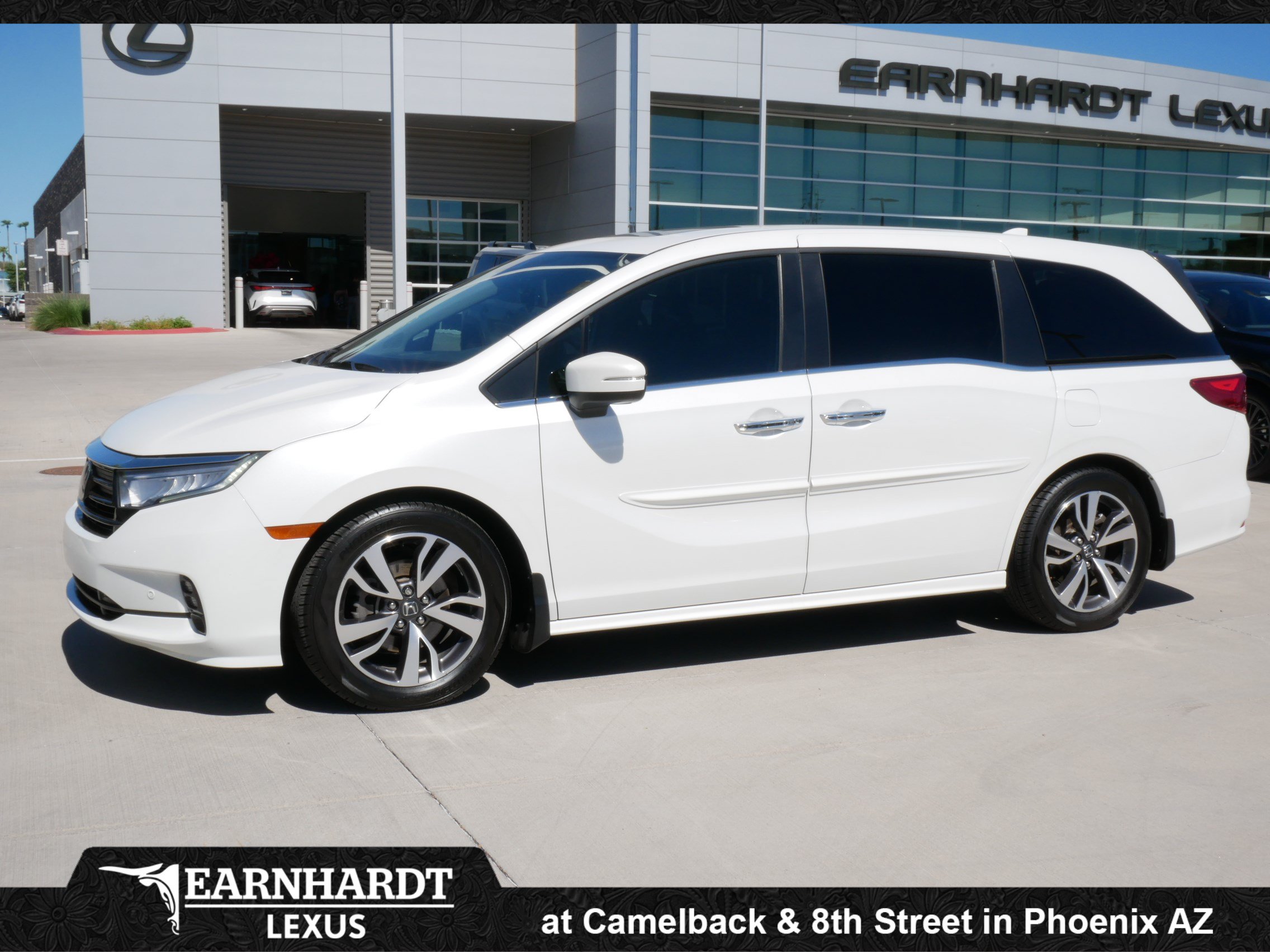 Used 2022 Honda Odyssey Touring image 1