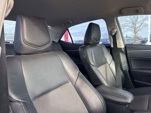 Used 2016 Toyota Corolla S image 23