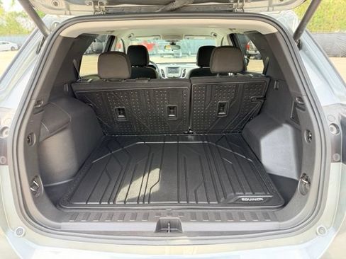 Used 2023 Chevrolet Equinox LT FWD image 26