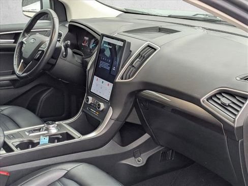 Certified 2023 Ford Edge SEL image 24