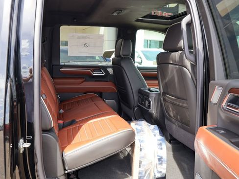 New 2026 GMC Sierra 3500 Denali Ultimate AWD/4WD image 29