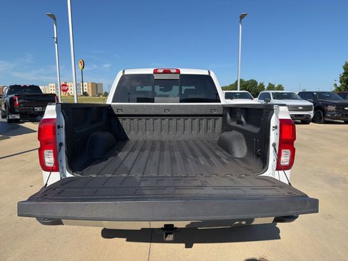 Used 2018 Chevrolet Silverado 1500 LTZ w/ Texas Edition AWD/4WD image 5