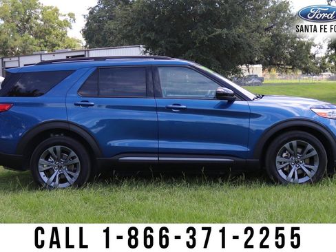 Used 2022 Ford Explorer XLT w/ Equipment Group 202A image 9