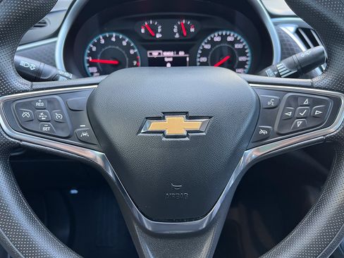 Used 2023 Chevrolet Malibu LT FWD image 18