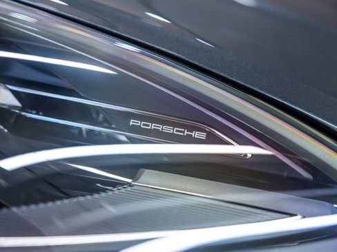 New 2026 Porsche Macan Turbo AWD/4WD image 14