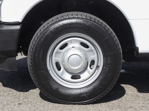 Used 2021 Ford F250 XL w/ Power Equipment Group RWD image 40