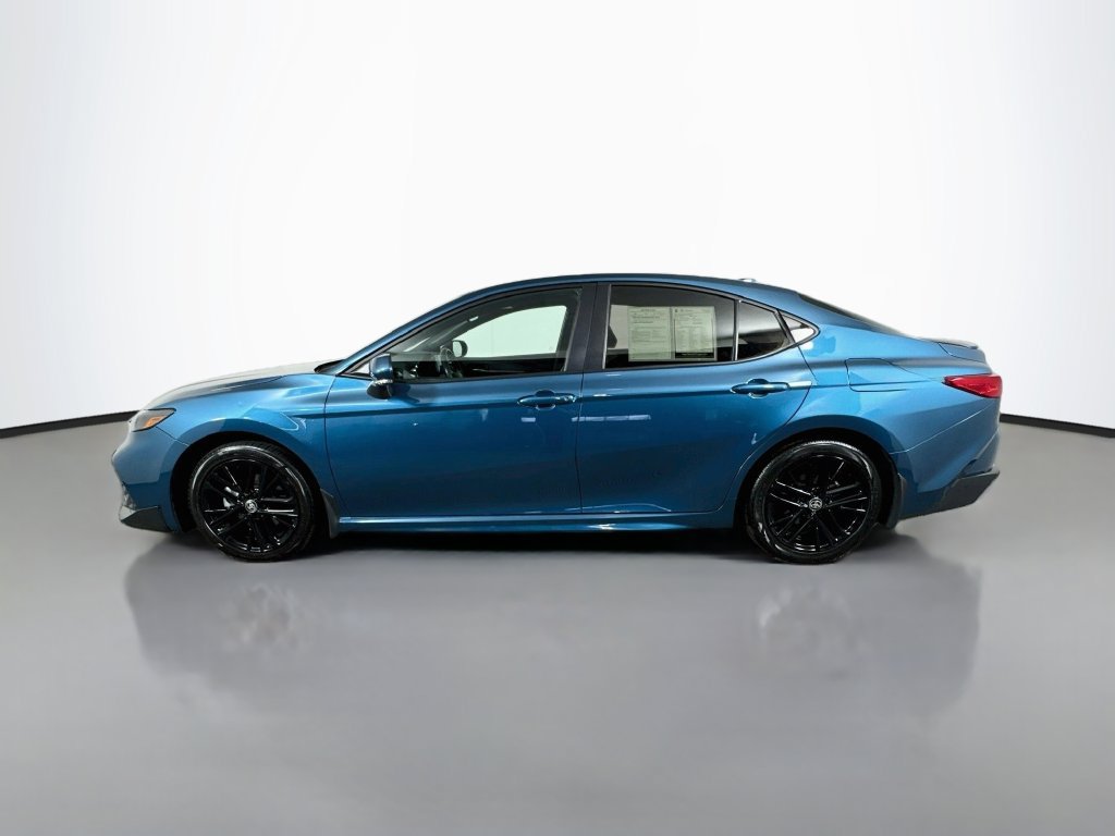 Used 2025 Toyota Camry SE w/ Convenience Package AWD/4WD image 5