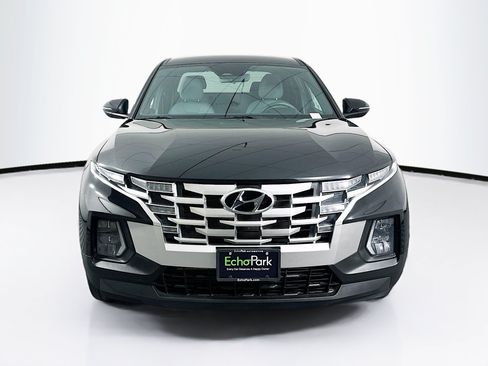 Used 2024 Hyundai Santa Cruz SEL FWD image 2
