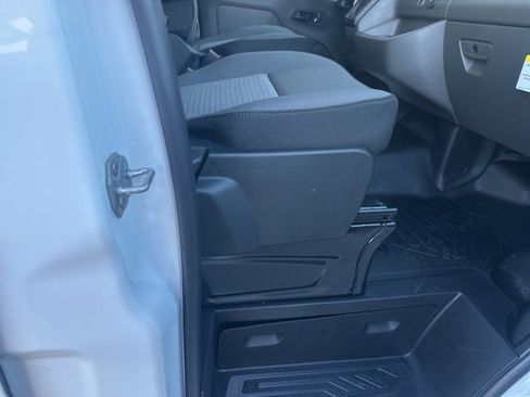 New 2025 Ford Transit 350 148 Low Roof AWD image 29