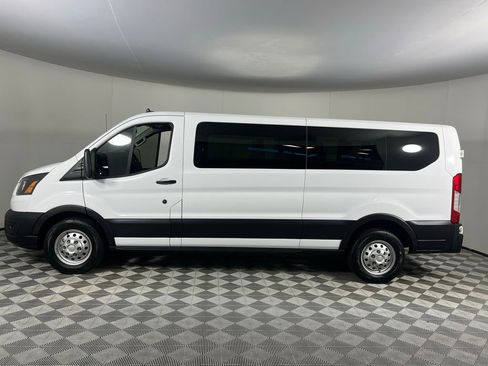 Used 2023 Ford Transit 350 XL image 10