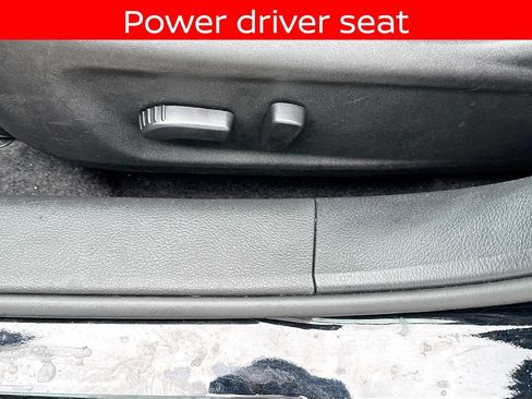 Used 2025 Nissan Altima 2.5 SV FWD image 18