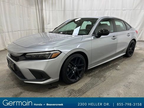 Used 2024 Honda Civic Sport image 4