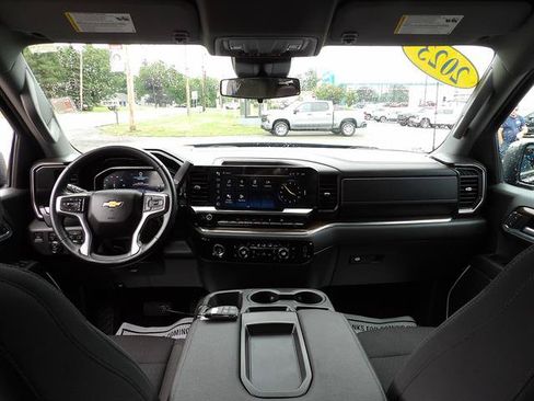 Certified 2023 Chevrolet Silverado 1500 LT AWD/4WD image 34