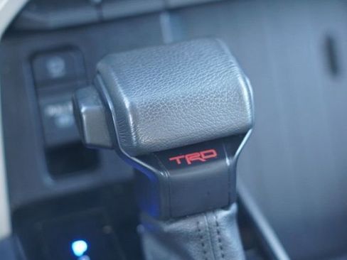 Used 2022 Toyota Tundra SR5 w/ TRD Off-Road Package image 33