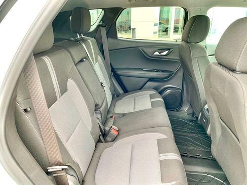 Used 2024 Chevrolet Blazer LT w/ Convenience Package FWD image 24