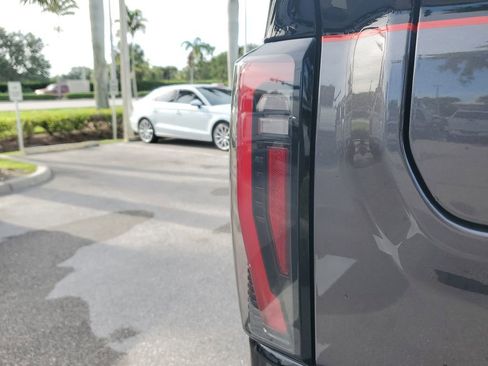 New 2026 GMC Sierra 2500 AT4X w/ AT4X AEV Edition AWD/4WD image 28