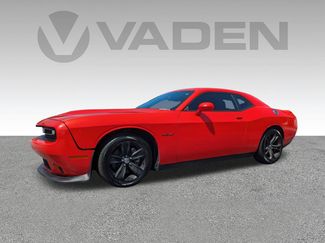 Used 2022 Dodge Challenger R/T RWD video 2