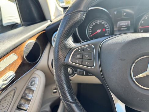 Used 2018 Mercedes-Benz GLC 300 GLC 300 image 11