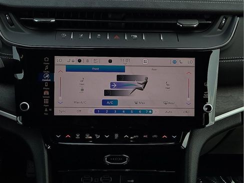 New 2026 Jeep Grand Cherokee L 4WD image 12