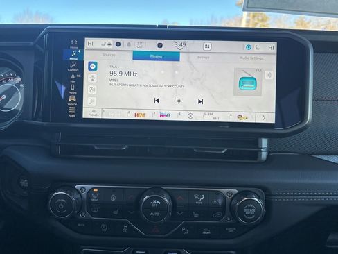 New 2026 Jeep Wrangler Unlimited Rubicon w/ Safety Group image 18