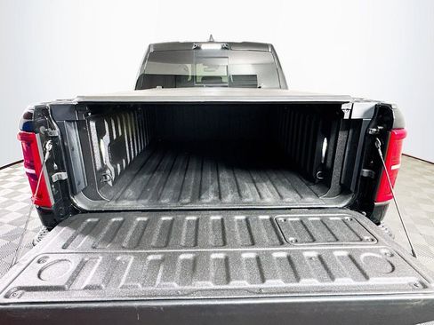 Used 2025 RAM 1500 Limited AWD/4WD image 28