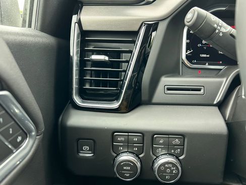 Certified 2026 GMC Sierra 1500 Denali AWD/4WD image 22
