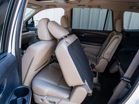 Used 2021 Honda Pilot Elite image 35