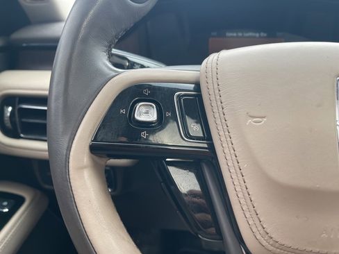 Used 2021 Lincoln Aviator Reserve w/ Equipment Group 201A image 22