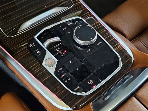 New 2026 BMW X5 sDrive40i w/ Climate Comfort Package image 11